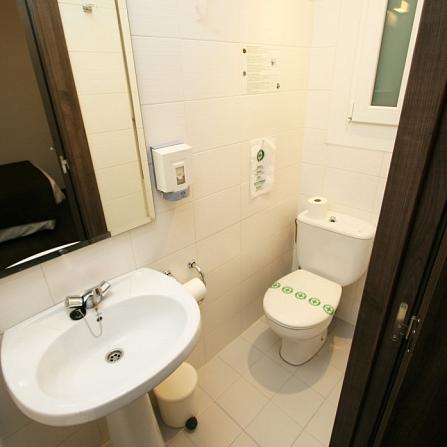 Single Interior Room