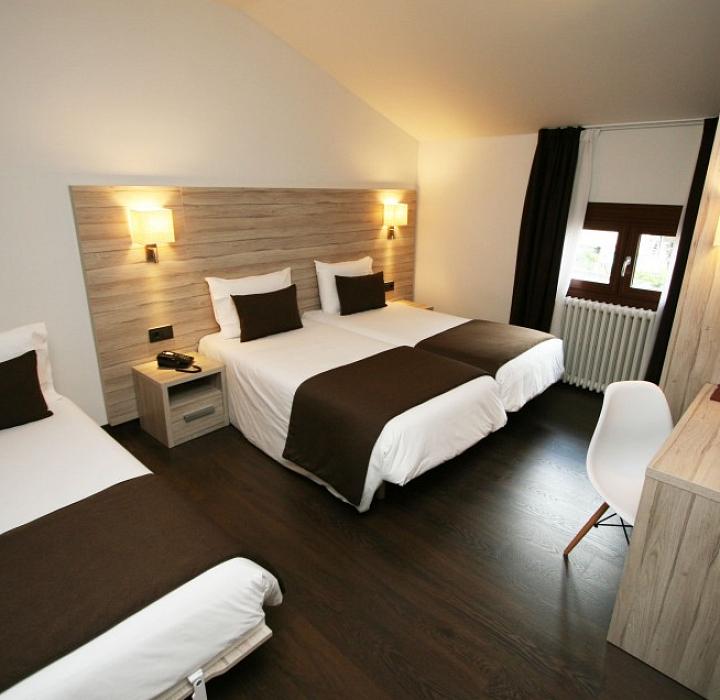 Triple Room
